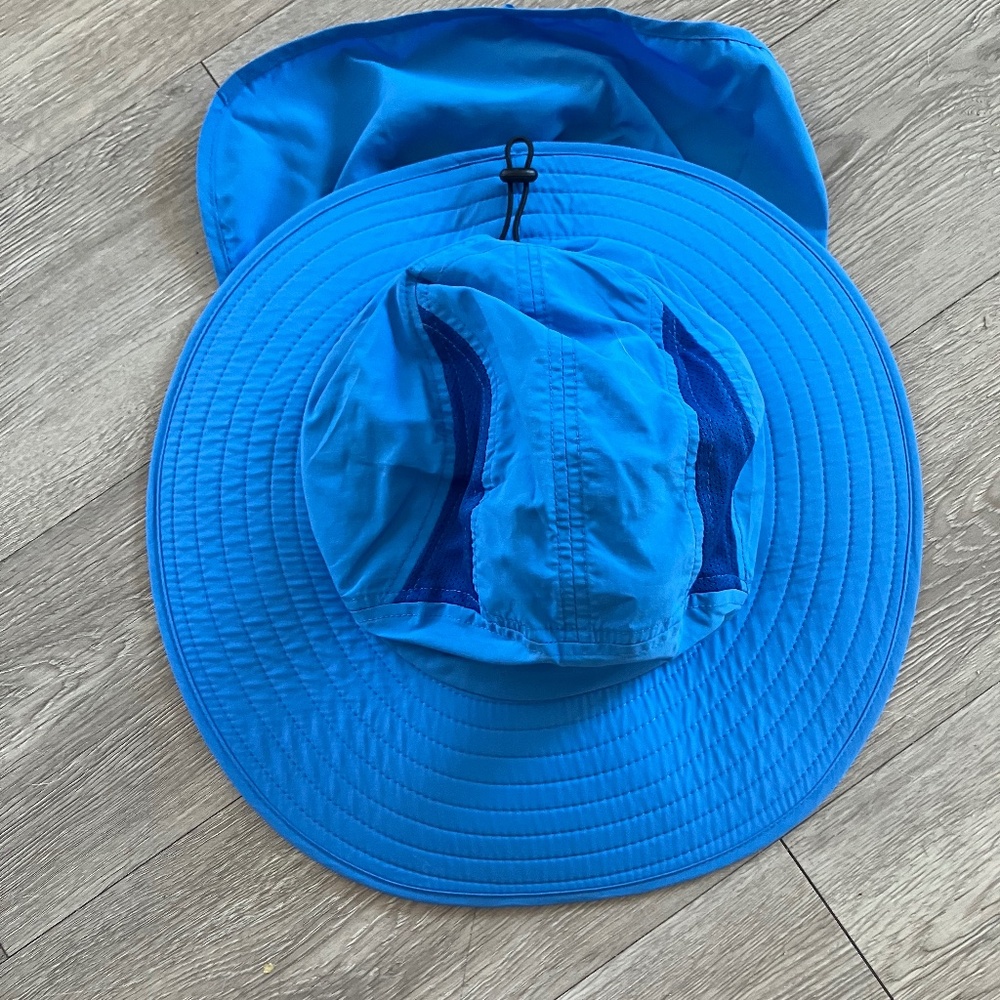 Blue men's sun hat